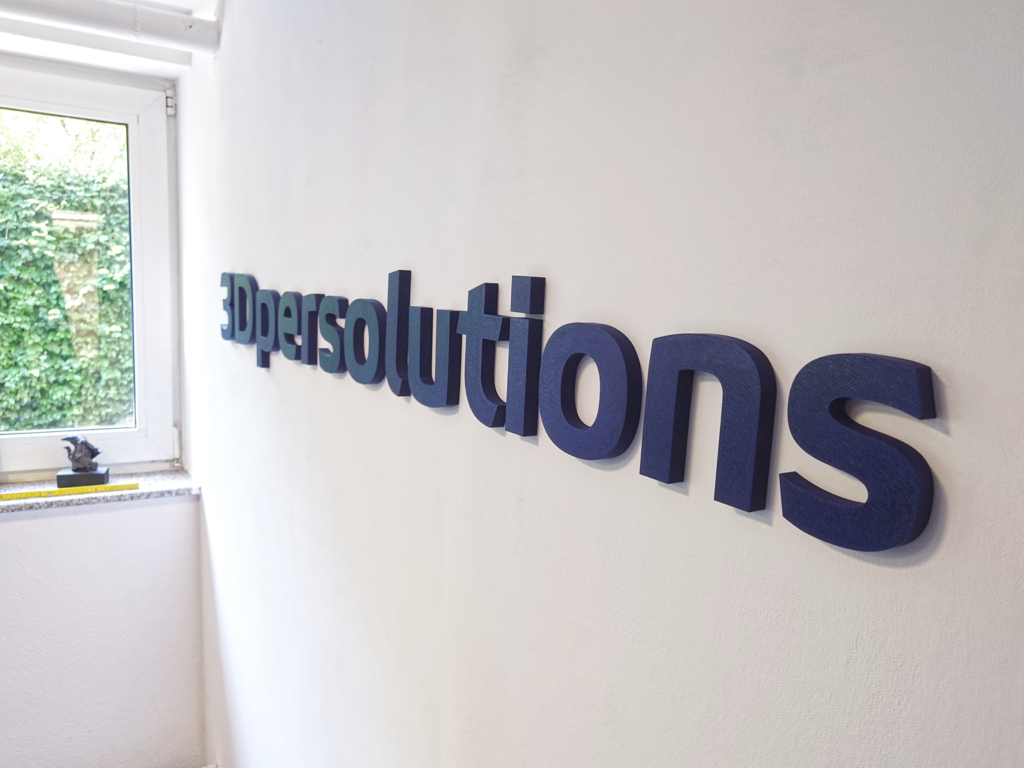 Beispiel: Individuelles Logo, auf die Wand kleben Büro
